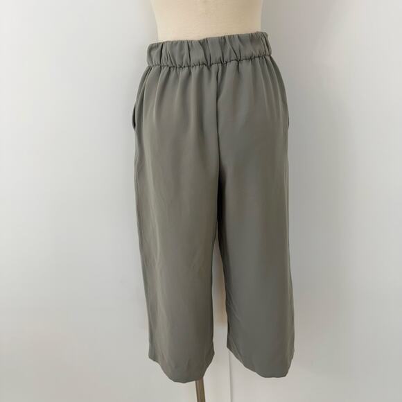 Lululemon Noir Crop Wide Leg Pants in Grey Sage 6 - Picture 4 of 6